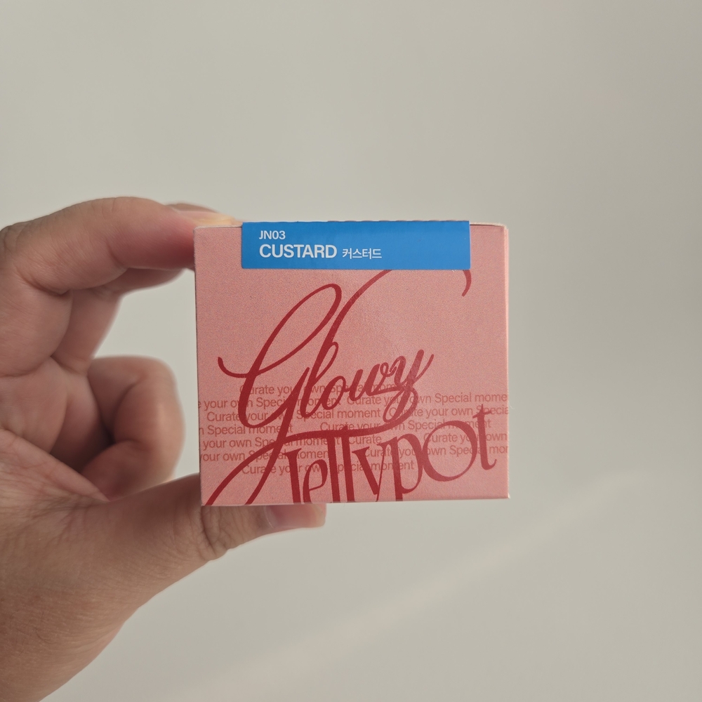 Fwee Glowy Jellypot Custard Lip & Blush